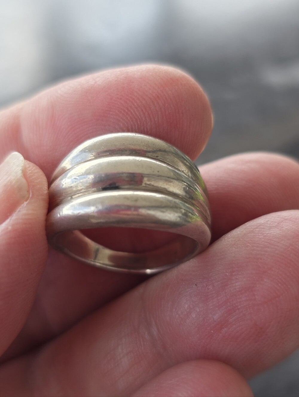 Chunky Sterling Silver Ribbed Dome Ring - Silver 6.75 Size & 12.37gm Of Silver